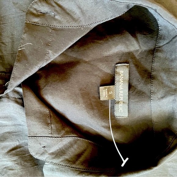 NWOT Black Banana Republic Button-up Shirt - Picture 3 of 5